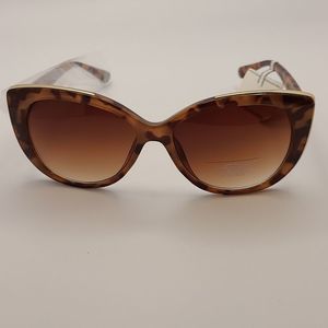 Oscar de La Renta Tortoise Shell Design Sunglasses